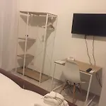 בית הארחה Gatto Bianco Picone 19 3*