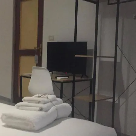 Gatto Bianco Picone 19 Guest house 3*