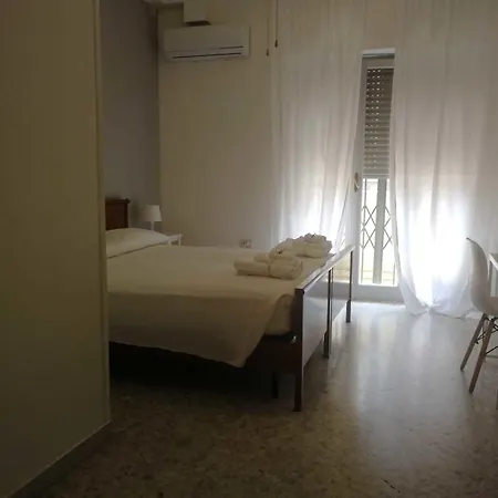 Gatto Bianco Picone 19 Guest house