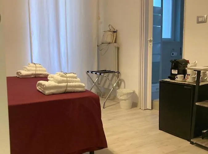 Gatto Bianco Picone 19 בית הארחה