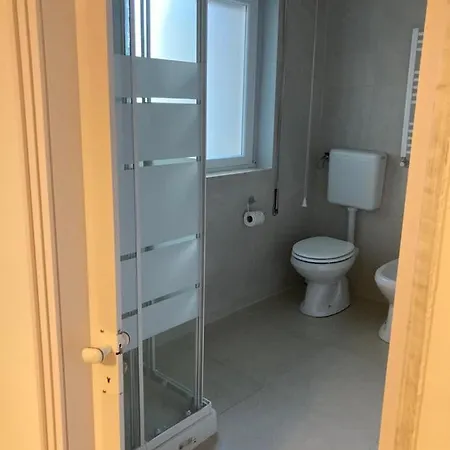 Gatto Bianco Picone 19 Бари