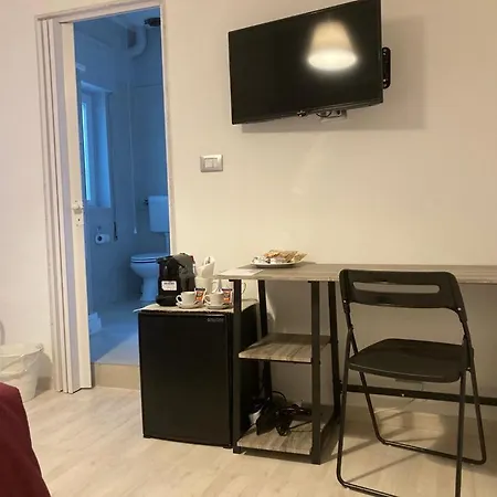 Гостевой дом Gatto Bianco Picone 19