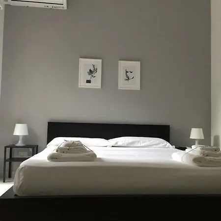 Gatto Bianco Picone 19 Gæstehus 3*